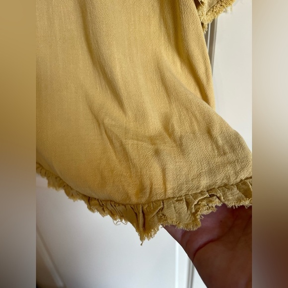 Umgee Top Womens M Yellow Flowy Linen Blend Layered Raw Hem Sleeve Coastal Boho - Picture 6 of 9